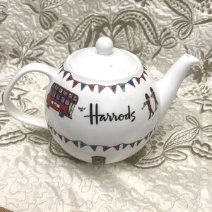 Harrods - traditional tea pot logo design